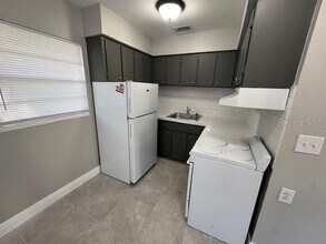 12140 Munbury Dr in Dade City, FL - Building Photo - Building Photo