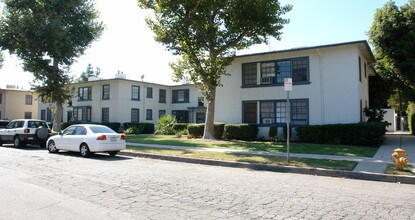 5915-5919 Murietta Ave in Van Nuys, CA - Building Photo - Building Photo