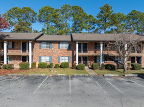 Whispering Pines at 1200 in Albany, GA - Foto de edificio - Building Photo