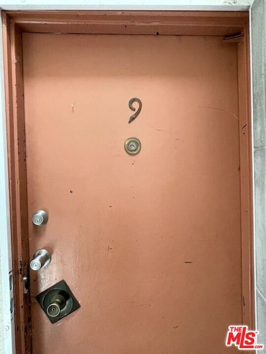 832 S Gramercy Pl in Los Angeles, CA - Building Photo - Building Photo