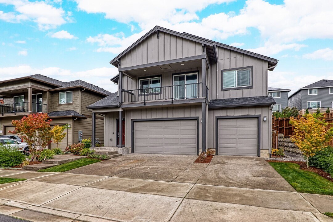 16637 SW Colorado Ln in Tigard, OR - Building Photo