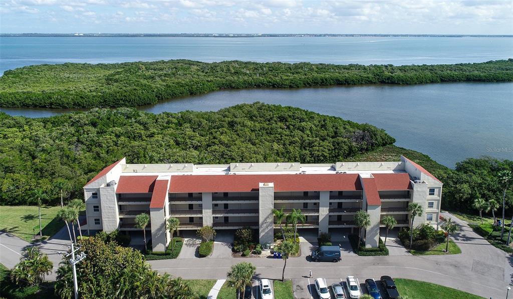 4540 Gulf of Mexico Dr in Longboat Key, FL - Building Photo