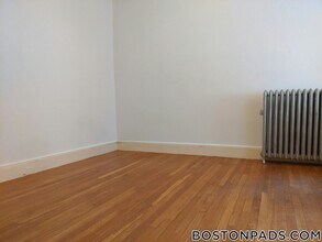 143 Park Dr, Unit 23 in Boston, MA - Building Photo - Building Photo