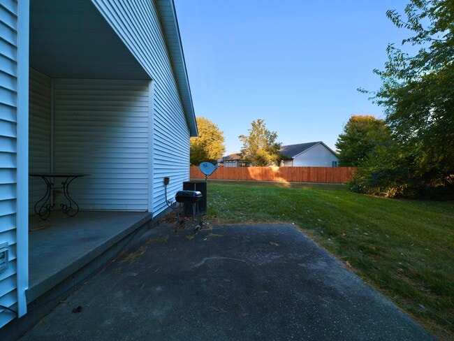 3506 Damyan Ct in Springfield, IL - Foto de edificio - Building Photo