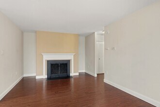 10596 Twin Rivers Rd in Columbia, MD - Building Photo - Building Photo