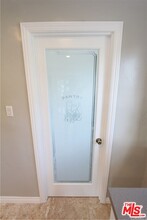 3807 W 59th Pl in Los Angeles, CA - Building Photo - Building Photo