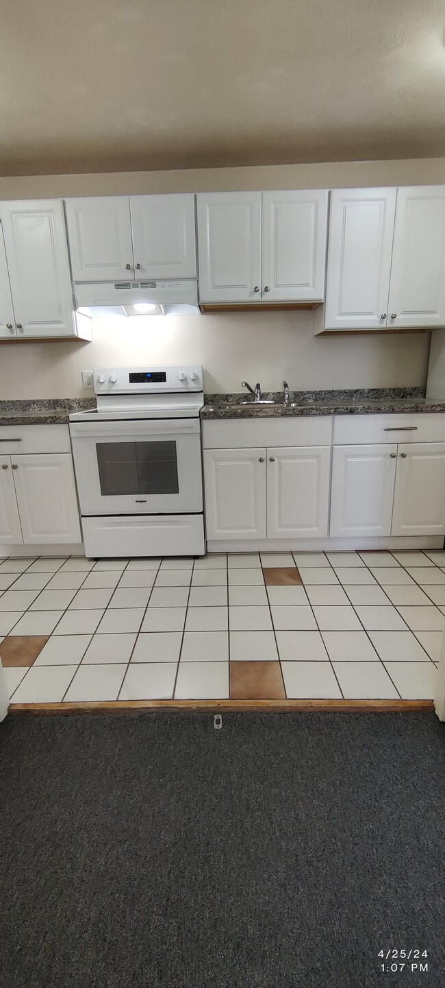 property at 41 Elliott St