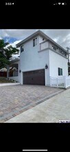 10303 Pinyon Ave in Tujunga, CA - Building Photo - Building Photo