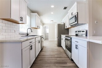 4007 Allure Ln in North Port, FL - Building Photo - Building Photo