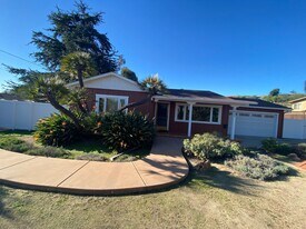 1651 Chiswick Ct in El Cajon, CA - Building Photo