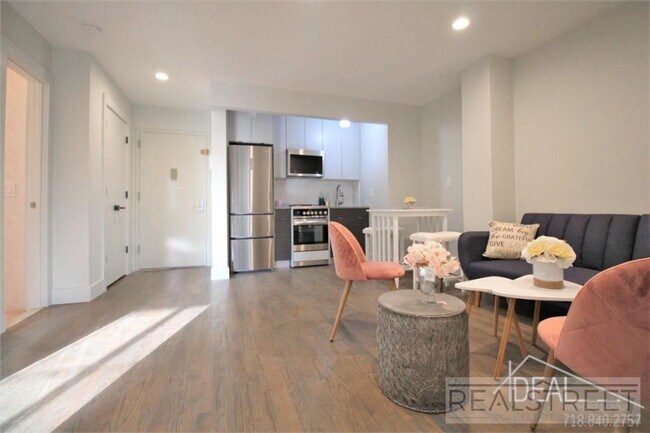 1337 Nostrand Ave in Brooklyn, NY - Building Photo - Building Photo