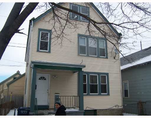 499 Fargo Ave in Buffalo, NY - Foto de edificio