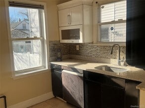 90-14 Silver Rd in Queens, NY - Building Photo - Building Photo