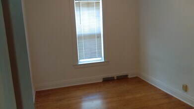 1108 9th St N, Unit Main in Fargo, ND - Building Photo - Building Photo