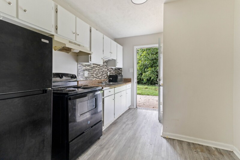 6431 Starbrook Dr in Fayetteville, NC - Building Photo