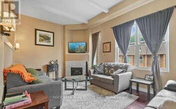 70 Upper Canada Dr in Toronto, ON - Building Photo - Building Photo