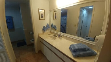 8600 Ridgewood Ave in Cape Canaveral, FL - Building Photo - Building Photo