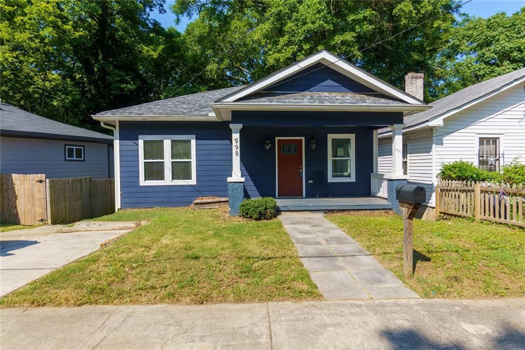 998 Mayson Turner Rd NW in Atlanta, GA - Building Photo