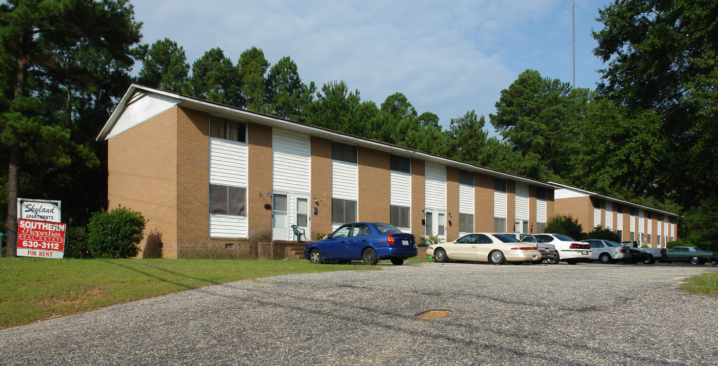 1009 Cain Rd in Fayetteville, NC - Building Photo