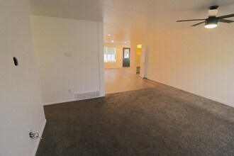 1953 W 140 S in Orem, UT - Building Photo - Building Photo