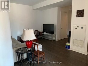 57 St Joseph St in Toronto, ON - Building Photo - Building Photo