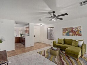 3408 W Via Del Sol Dr in Phoenix, AZ - Building Photo - Building Photo