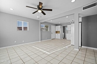 10240 Sharp Dr in El Paso, TX - Building Photo - Building Photo