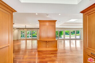 1100 Rodeo Rd in Arcadia, CA - Building Photo - Building Photo