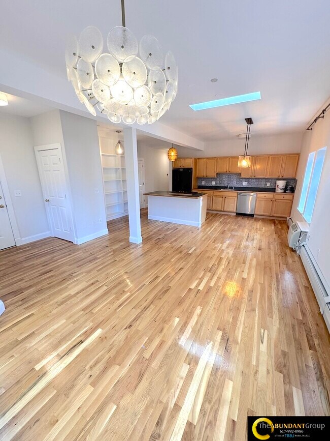 275 River St, Unit 3 in Cambridge, MA - Building Photo - Building Photo