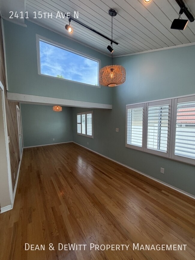 2411 15th Ave N in St. Petersburg, FL - Building Photo - Building Photo