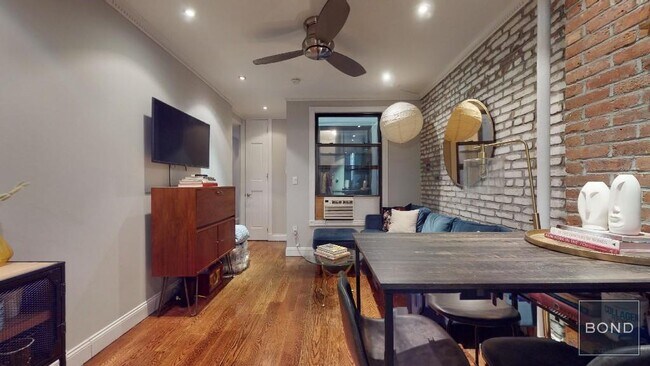 property at 436 W 52nd St
