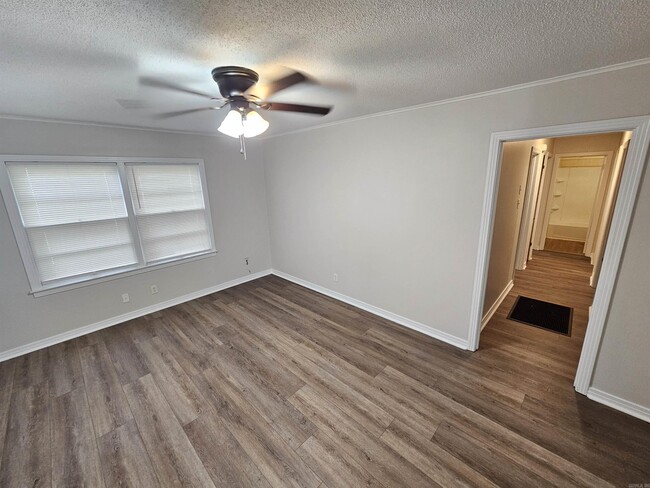 11 Hays Ct in North Little Rock, AR - Foto de edificio - Building Photo