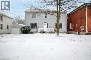 113 Beverly St in Cambridge, ON - Building Photo
