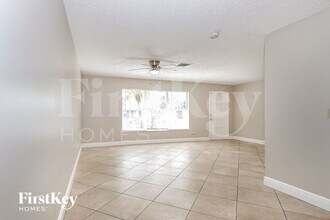 32 W Palm Ave in Greenacres, FL - Building Photo - Building Photo