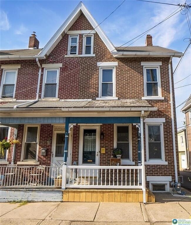 property at 420 W Market St
