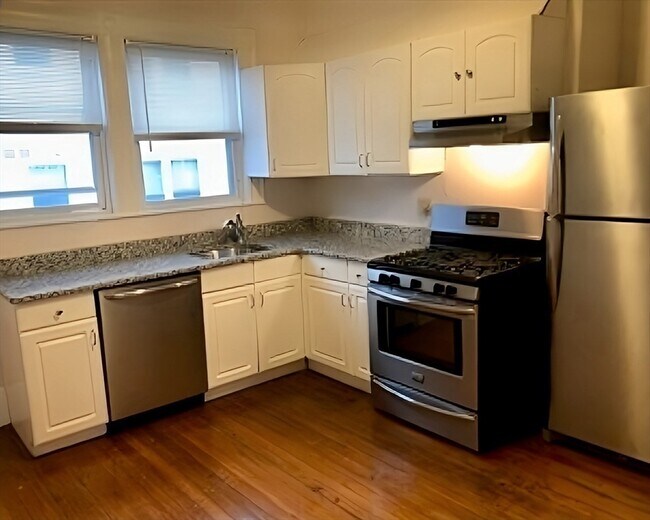 59 Boylston St, Unit 3