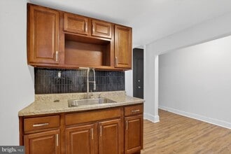 1733 W Oxford St in Philadelphia, PA - Building Photo - Building Photo