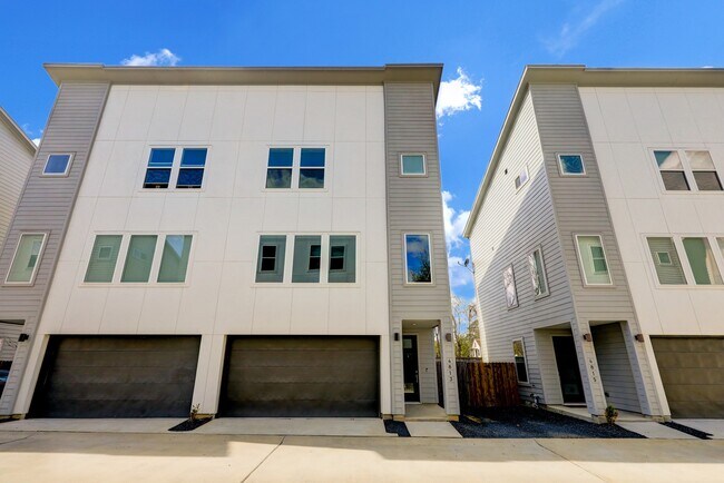 4813 Martin Oaks Ln in Houston, TX - Building Photo - Building Photo