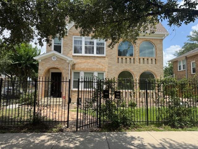 3001 Rosedale St in Houston, TX - Building Photo