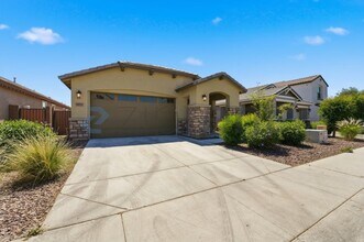 9219 W Sells Dr in Phoenix, AZ - Building Photo - Building Photo