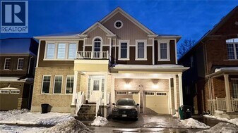 19 Pointer St in Cambridge, ON - Building Photo