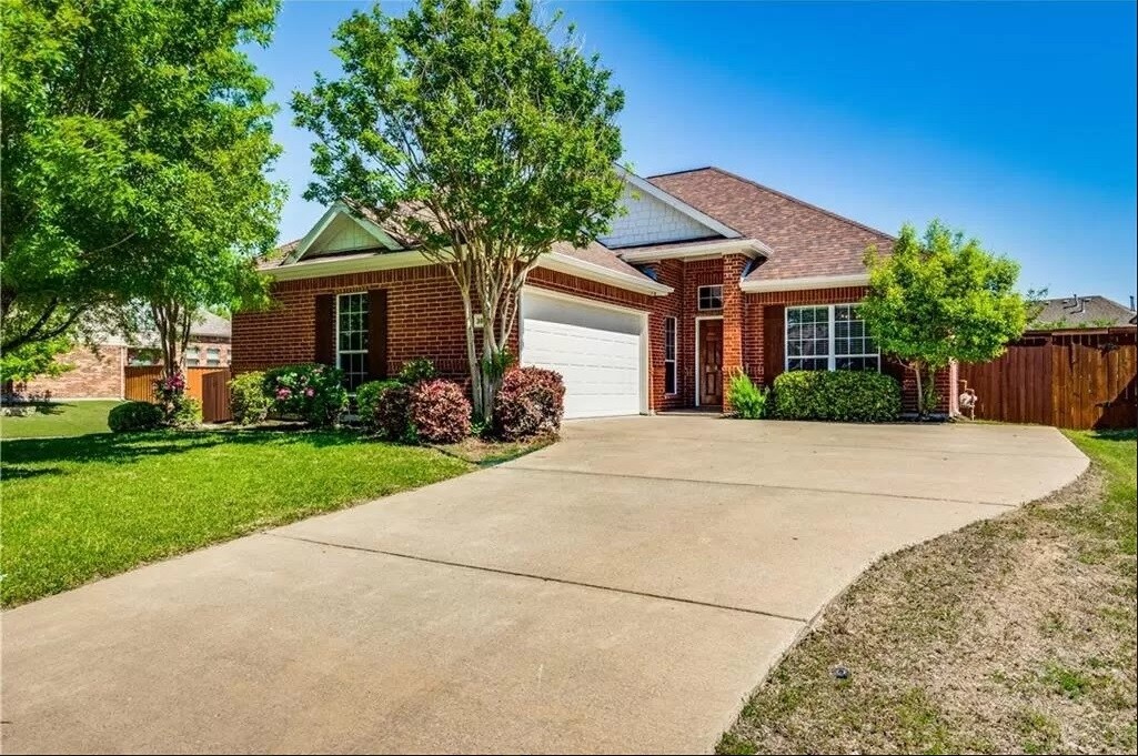 3801 Lindale Dr in McKinney, TX - Foto de edificio