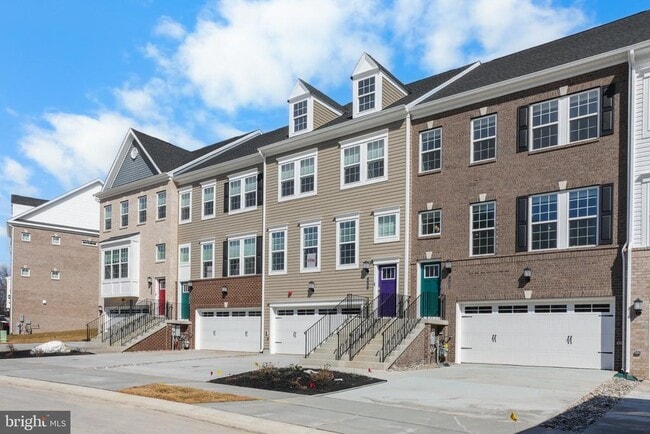 property at 1727 Water Xing Rd