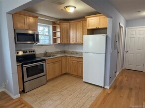 1605 Taylor Ave in Bronx, NY - Building Photo - Building Photo