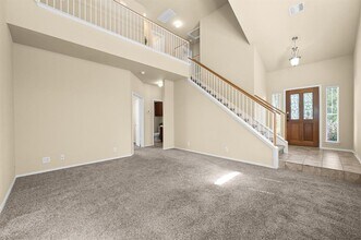 8636 Harrier Dr in Austin, TX - Building Photo - Building Photo