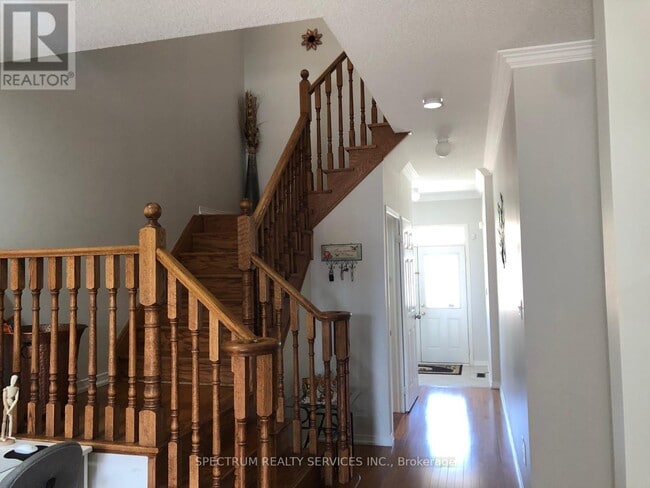 90 Templehill Rd in Brampton, ON - Building Photo - Building Photo
