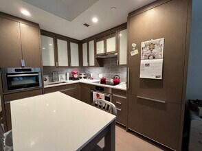 100 Lovejoy Pl in Boston, MA - Building Photo - Building Photo