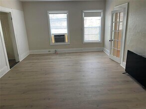 1006 1/2 Drew St in Clearwater, FL - Building Photo - Building Photo