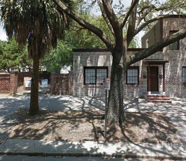 property at 506 E Liberty