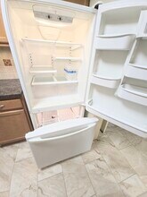 16810 Edloytom Way, Unit 177 in Clinton Township, MI - Foto de edificio - Building Photo